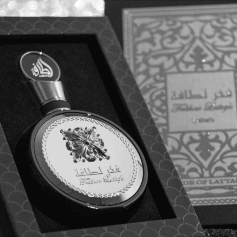 Fakhar Black - Lattafa 100ml Masculino